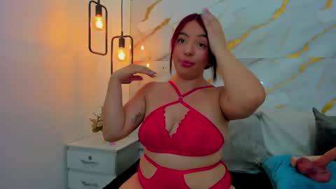 Snapshot of zoe_ross1 chatting on 05-08-26, 11:32 Zoe online show from 05-08-26, 11:32