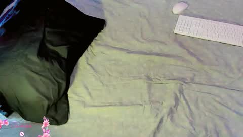 Snapshot of zoe_rous2 chatting on 03-10-26, 03:06 ZOE online show from 03-10-26, 03:06