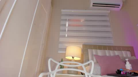 Snapshot of zoe_sky_ chatting on 02-06-25, 05:40 Hi guys i am Zoe online show from 02-06-25, 05:40