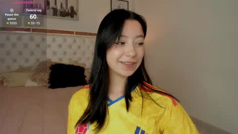 Zoe online show from 06-17-26, 08:32