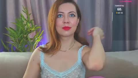 Snapshot of zoebellax chatting on 06-22-26, 06:10 Zoe online show from 06-22-26, 06:10
