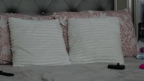 zoecarterx online show from 04-17-26, 05:43