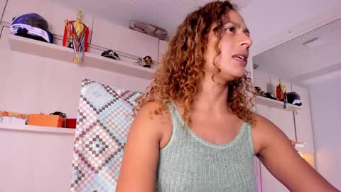 ZOE  online show from 01-15-25, 08:16