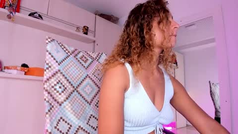 ZOE  online show from 01-30-25, 08:31