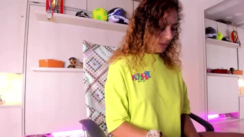 ZOE  online show from 02-17-25, 11:09