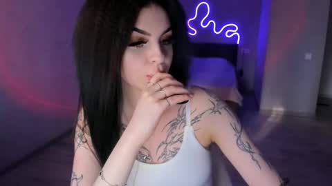 zoedrift online show from 10-07-25, 12:02