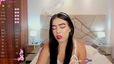Snapshot of zoee_jackson chatting on 12-12-24, 06:42  zoee jackson online show from 12-12-24, 06:42