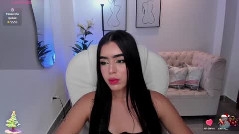 Snapshot of zoee_jackson chatting on 12-14-24, 07:57  zoee jackson online show from 12-14-24, 07:57