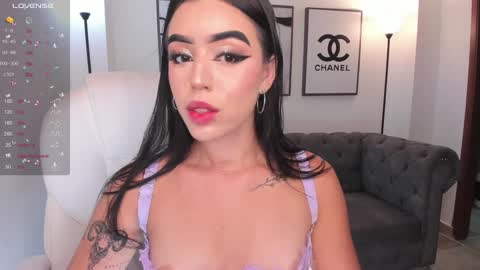 Snapshot of zoee_jackson chatting on 12-28-24, 06:50  zoee jackson online show from 12-28-24, 06:50