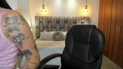  zoee jackson online show from 07-16-26, 06:36
