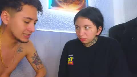 Snapshot of zoee_jhonnyy chatting on 07-12-26, 05:53 zoee jhonnyy online show from 07-12-26, 05:53