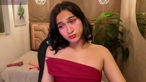 Snapshot of zoee_kiss_ chatting on 08-05-26, 04:59 ZOE online show from 08-05-26, 04:59