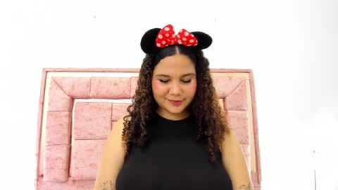 zoee online show from 01-11-25, 06:24