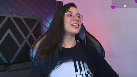 Zoe 3 online show from 03-30-26, 05:36