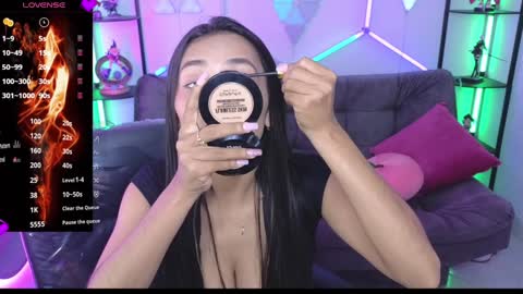 Snapshot of zoee_pamela99 chatting on 01-31-25, 08:33 pamela online show from 01-31-25, 08:33