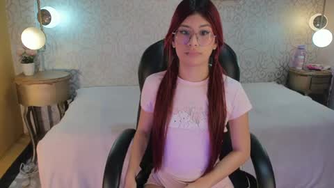 Snapshot of zoeecarter_ chatting on 04-16-26, 11:55 zoeecarter_ online show from 04-16-26, 11:55