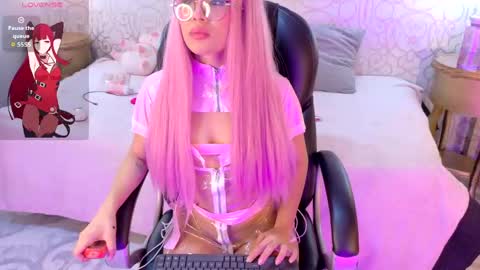 Snapshot of zoeecarter_ chatting on 04-30-26, 11:49 zoeecarter_ online show from 04-30-26, 11:49