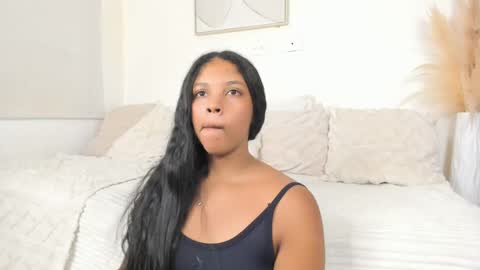 zoegarner10 online show from 06-04-26, 07:42