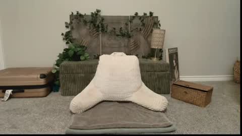 Zoe Gold online show from 06-12-26, 02:32
