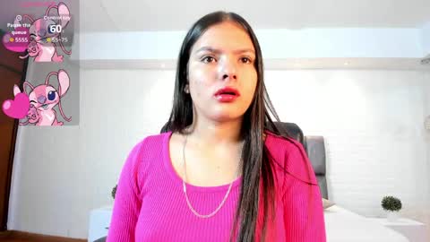 Snapshot of zoelinss_ chatting on 06-07-26, 11:25 Zoelinss online show from 06-07-26, 11:25