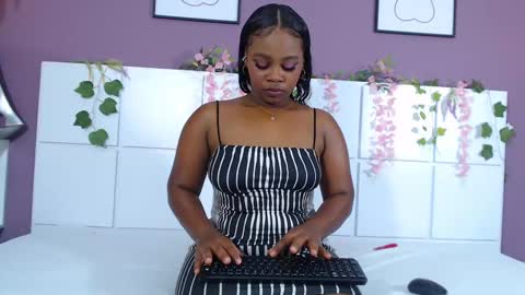 zoemalik online show from 03-11-25, 01:01