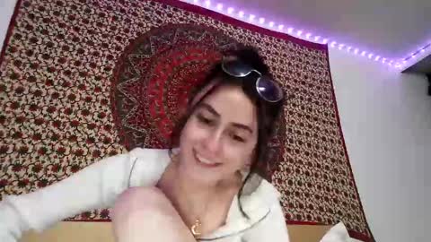 zoepleasing online show from 03-08-25, 07:49