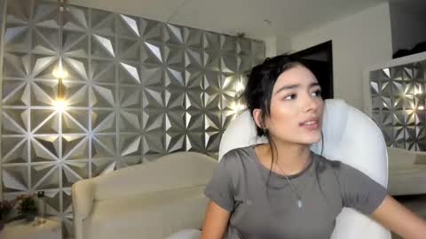 Zoe Rouse online show from 01-16-26, 08:13