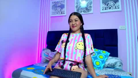 zoerouse_hot online show from 12-19-25, 07:54