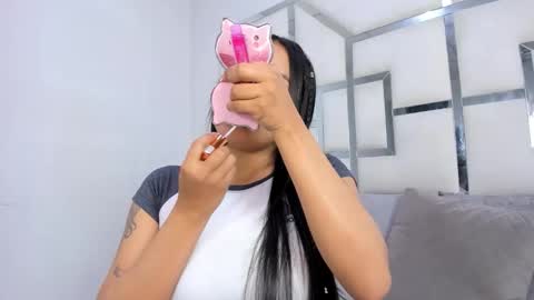 ZoeSwam online show from 11-17-25, 03:23