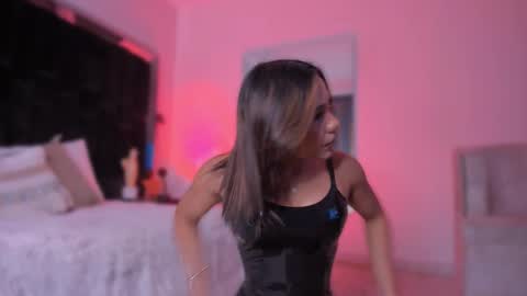 zoevidal_ online show from 09-22-25, 11:45