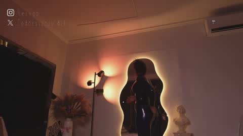 zoevidal_ online show from 02-28-26, 11:55