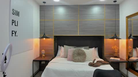 ZOE online show from 04-05-26, 10:12