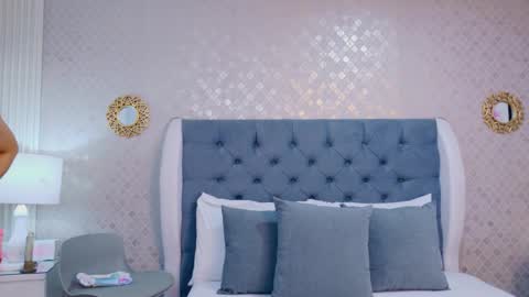 Snapshot of zoewilliis chatting on 05-28-26, 12:35 ZoeWilliis online show from 05-28-26, 12:35
