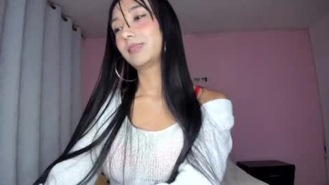 Snapshot of zoey_babyqueen19 chatting on 07-19-26, 12:03 Zoey online show from 07-19-26, 12:03