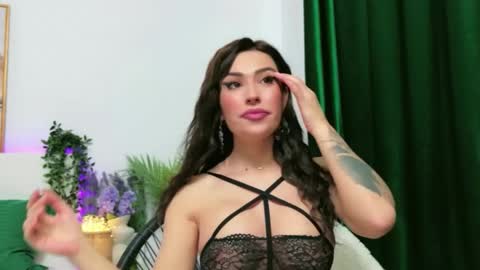 Zoey online show from 05-19-26, 02:01