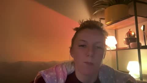 Snapshot of zoeydanner chatting on 02-11-26, 03:44 Zoeydanner online show from 02-11-26, 03:44