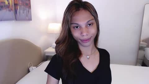 zoey online show from 10-14-25, 04:57