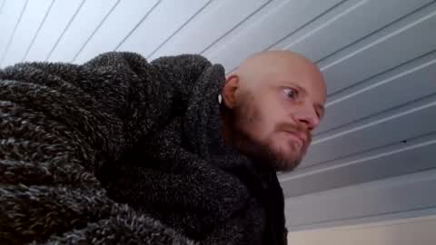 Snapshot of zolexthomas chatting on 01-08-25, 01:20 zolexthomas online show from 01-08-25, 01:20