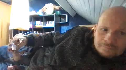 Snapshot of zolexthomas chatting on 03-08-25, 12:30 zolexthomas online show from 03-08-25, 12:30