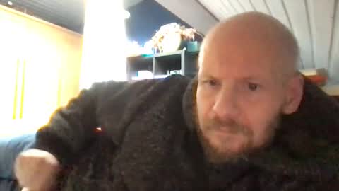 Snapshot of zolexthomas chatting on 11-11-25, 02:17 zolexthomas online show from 11-11-25, 02:17