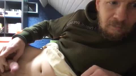 Snapshot of zolexthomas chatting on 11-15-25, 10:23 zolexthomas online show from 11-15-25, 10:23