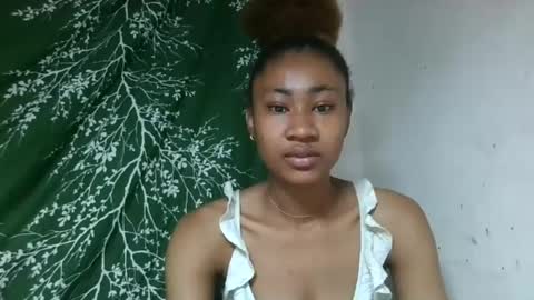 Snapshot of zolidazz chatting on 07-22-26, 01:47 zolidazz online show from 07-22-26, 01:47
