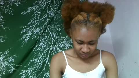 Snapshot of zolidazz chatting on 07-26-26, 02:35 zolidazz online show from 07-26-26, 02:35