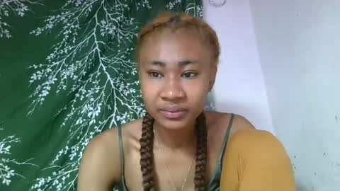 Snapshot of zolimary chatting on 07-29-26, 08:34 zolimary online show from 07-29-26, 08:34
