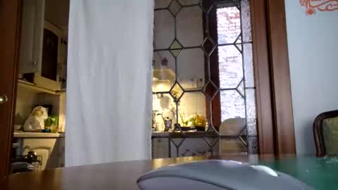 Zomas online show from 04-12-26, 05:45