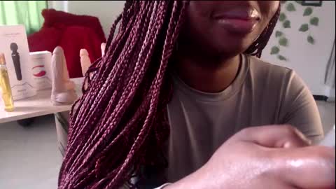 Zooe online show from 02-18-26, 03:41