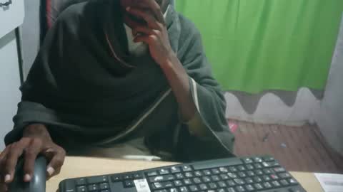 zoyakhan803 online show from 02-13-25, 02:56