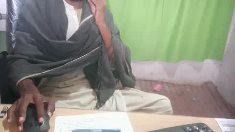 zoyakhan803 online show from 02-13-25, 11:17