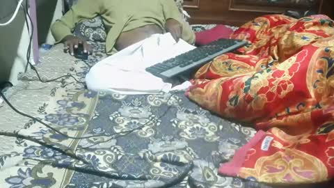 zoyakhan803 online show from 02-14-25, 09:53