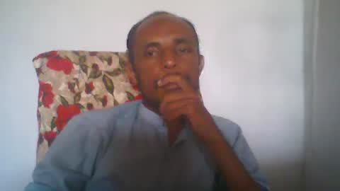 Snapshot of zoyakhan803 chatting on 05-26-26, 08:10 zoyakhan803 online show from 05-26-26, 08:10
